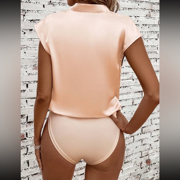 Luxe draped bodysuit - Picture 11 of 16